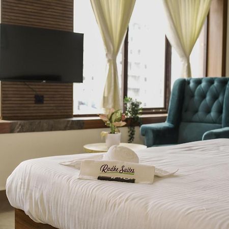 Radhe Suites Hyderabad Bagian luar foto