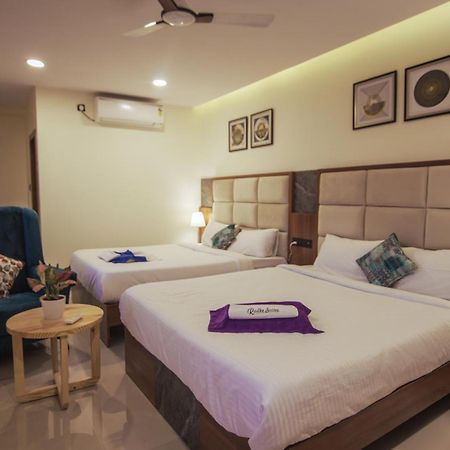 Radhe Suites Hyderabad Bagian luar foto