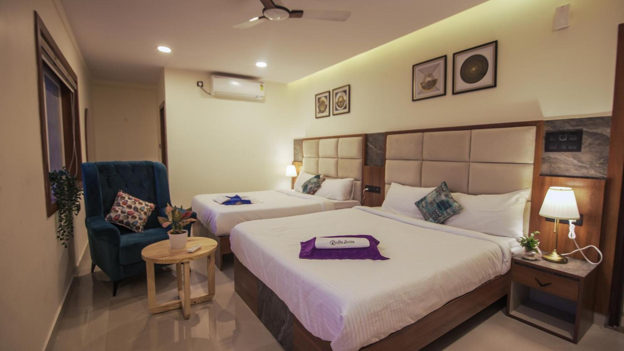 Radhe Suites Hyderabad Bagian luar foto